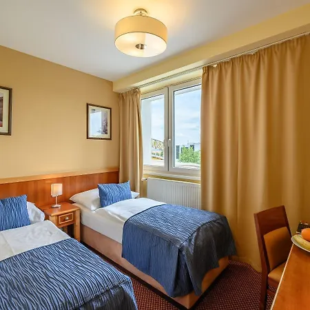 Wellness Step - Czech Leading מלון 4*