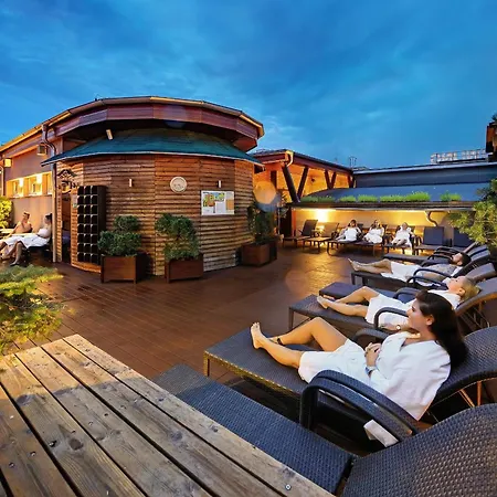 Wellness Step - Czech Leading 4* Praha