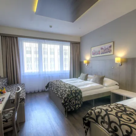 מלון Wellness Step - Czech Leading 4*