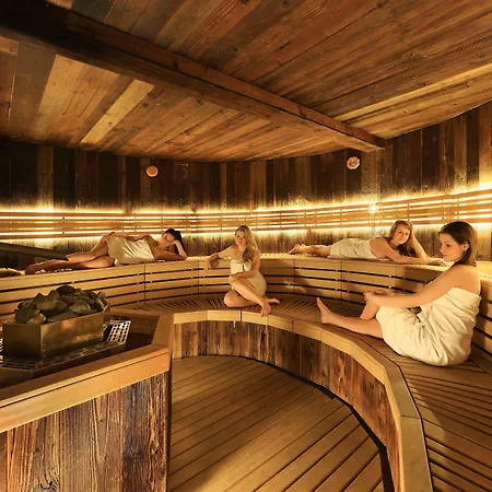 Wellness Step - Czech Leading 4*